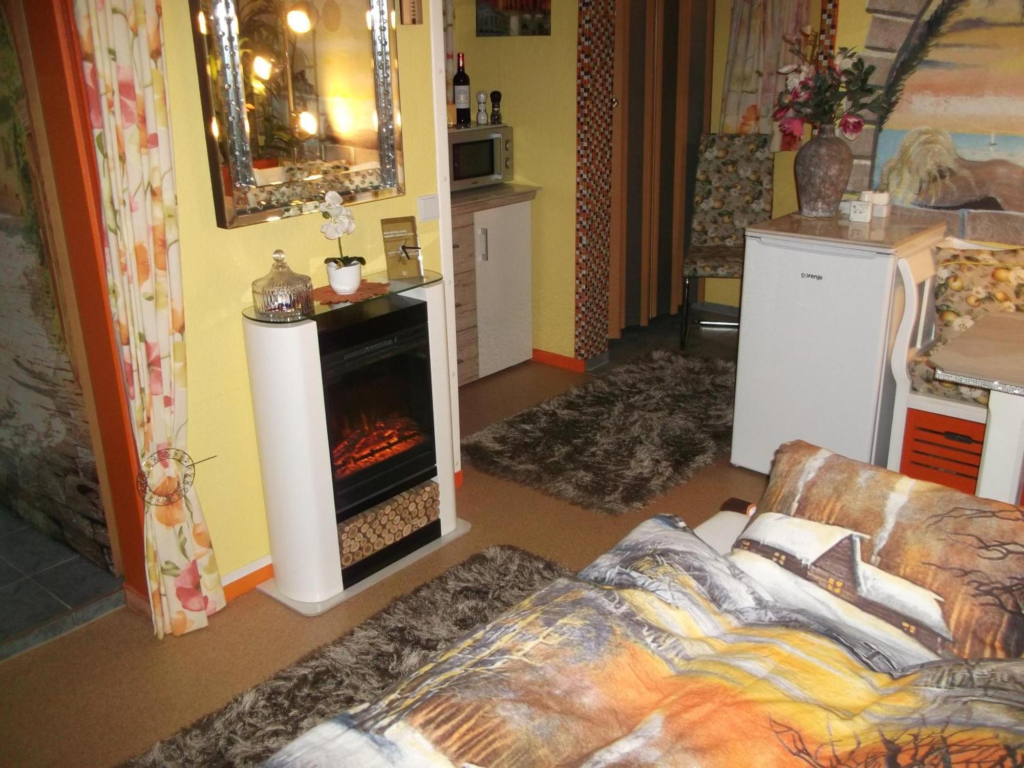 Ferien Bei Conny Apartment Nueziders Ngoại thất bức ảnh