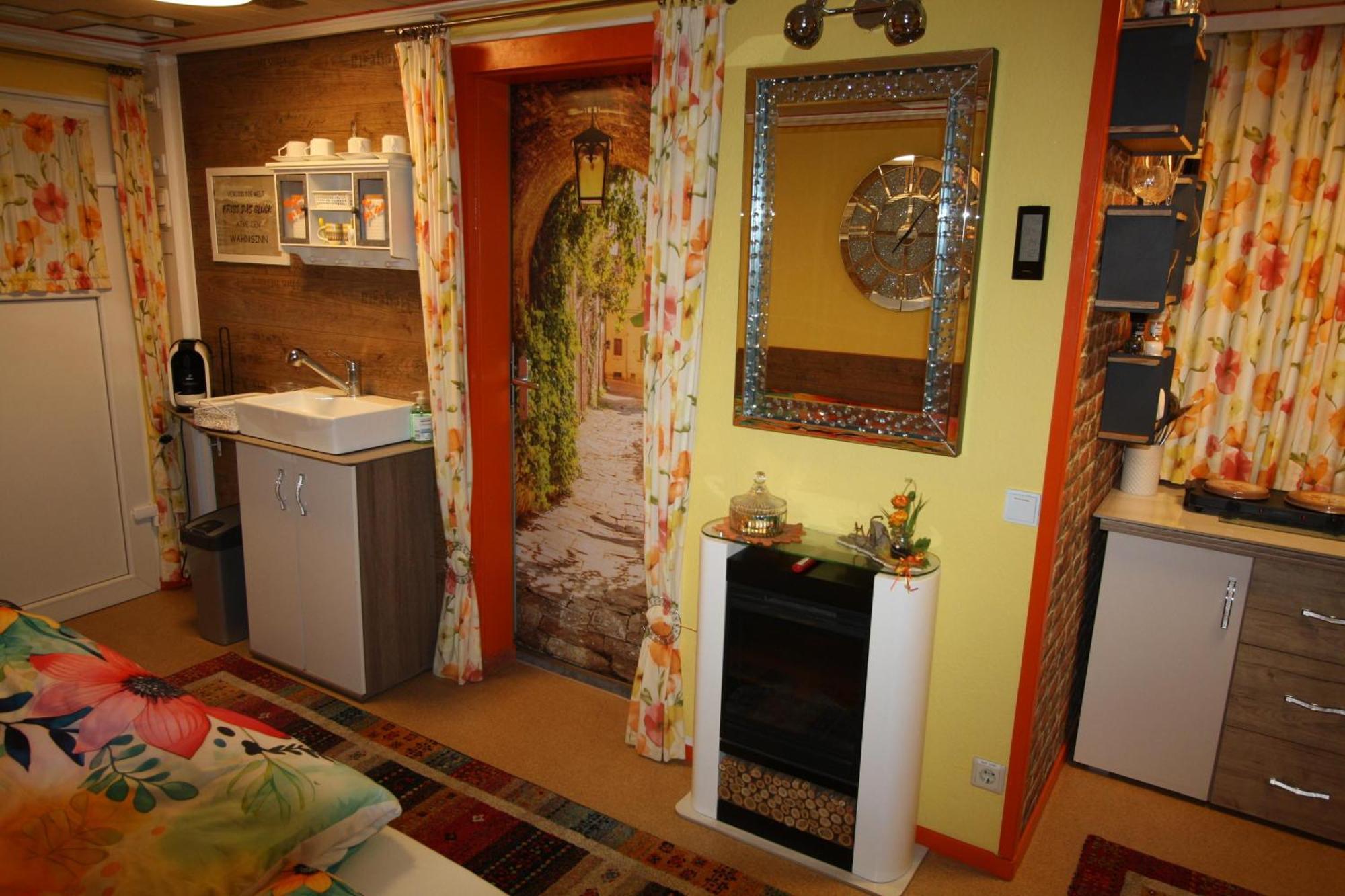 Ferien Bei Conny Apartment Nueziders Ngoại thất bức ảnh